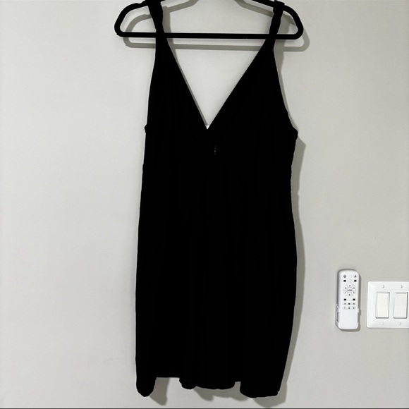 Farm Rio Linen Blend V-Neck Rosette Mini Dress Black Size XL - Picture 8 of 8